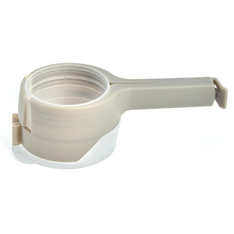 USA™ Food sealing clip with spout for sealing plastic bags [Buy more save more for mother's day]