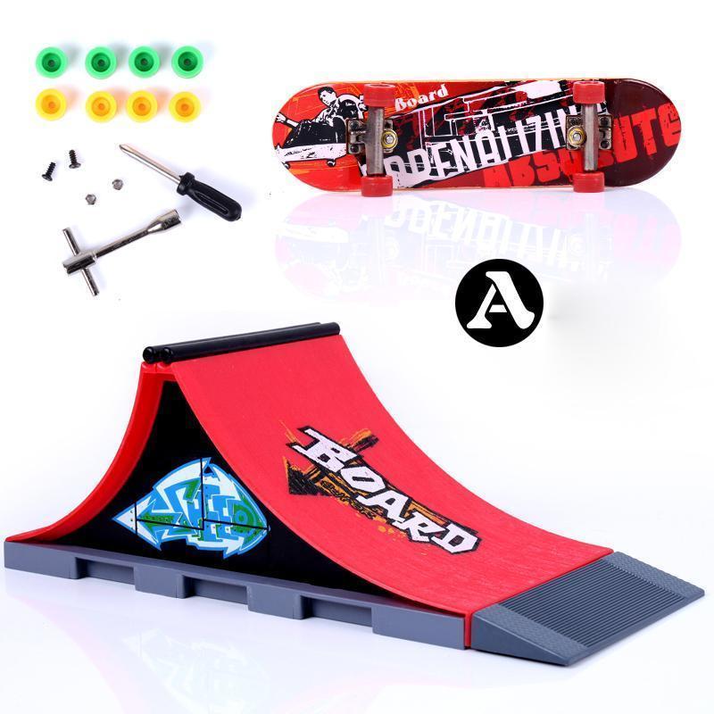 Finger Skateboard Park Ramp