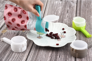 USA™ Food sealing clip with spout for sealing plastic bags [Buy more save more for mother's day]